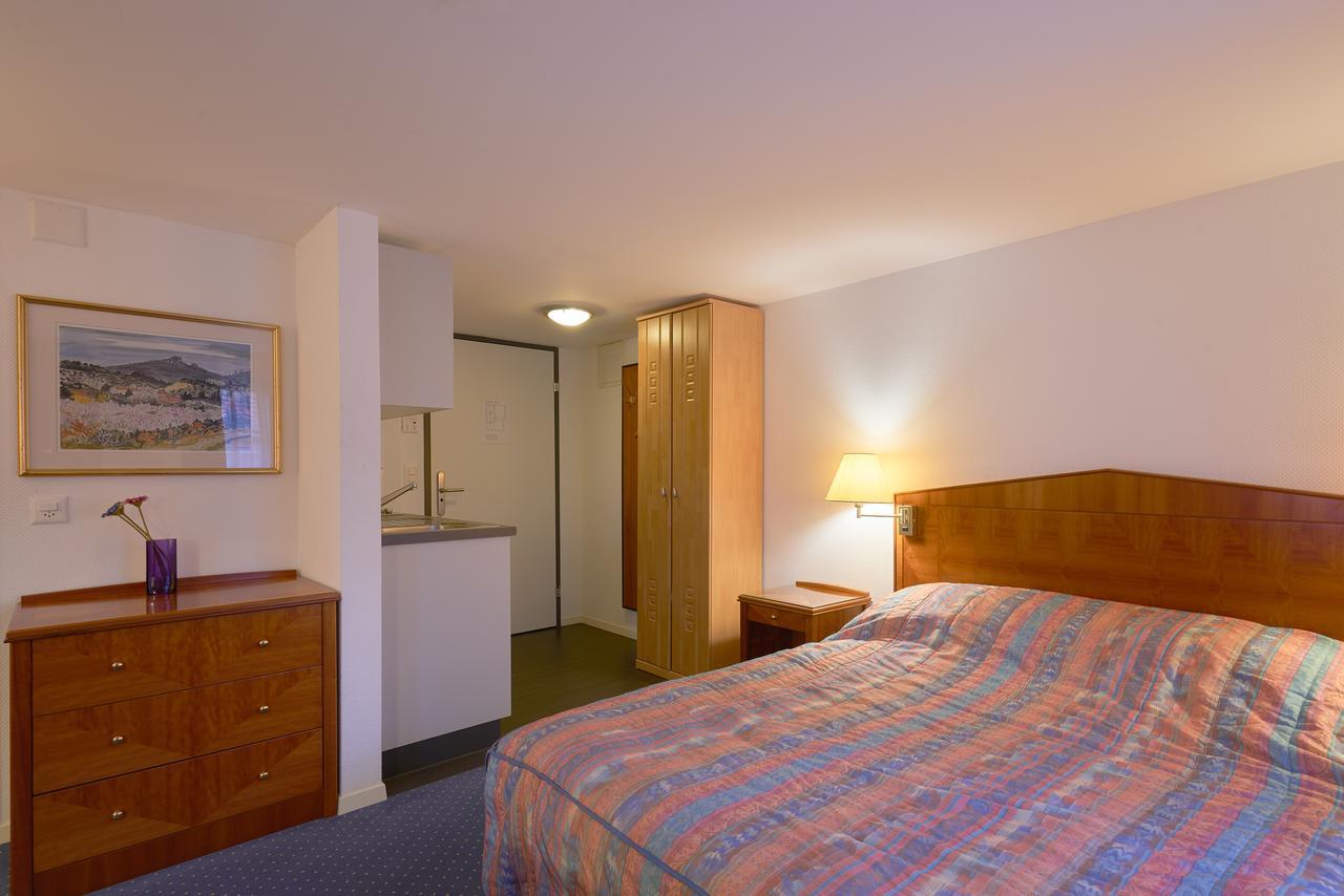 Aparthotel Hine Adon Fribourg Dış mekan fotoğraf